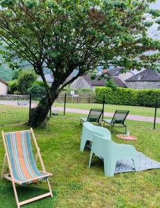 Appartements La Suite Unique - Le jardin sur les Pyrenees- vue panoramique montagne -jardin cloture prive de 100m2-Parking-Linge de lit et serviettes compris- : photos des chambres