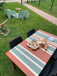 Appartements La Suite Unique - Le jardin sur les Pyrenees- vue panoramique montagne -jardin cloture prive de 100m2-Parking-Linge de lit et serviettes compris- : photos des chambres