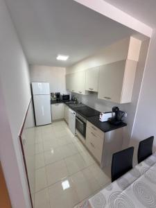 Ático con vistas al mar y piscina privada