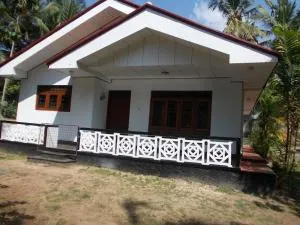 Holiday house for six in Moragalla - Beruwala