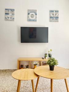 Cozy Apartment - Terrace and Pools