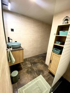 Chalets Cottage Jungle Chic en Provence : photos des chambres