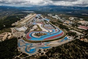 Chalets Cottage Jungle Chic en Provence : photos des chambres