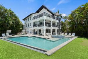 The Sunset Escape-Riverfront Elegance