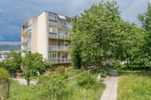 Apartments with WiFi Split - 23098