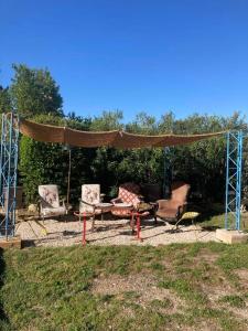 B&B / Chambres d'hotes Chez Les Brocs B&B : photos des chambres