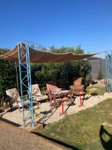 B&B / Chambres d'hotes Chez Les Brocs B&B : photos des chambres