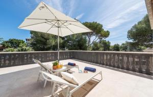 Lovely Home In Muro With Wifi