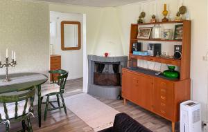 2 Bedroom Stunning Home In Eksjö