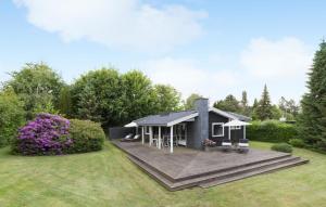 3 Bedroom Cozy Home In Gilleleje