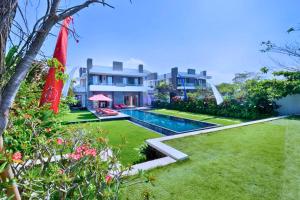 Angkasa 5 BR Beachfront Villa JU31