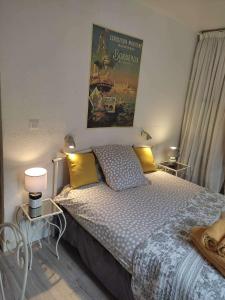 B&B / Chambres d'hotes B&B Le Miroir aux Fees Bordeaux : photos des chambres