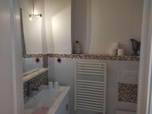 B&B / Chambres d'hotes B&B Le Miroir aux Fees Bordeaux : photos des chambres