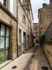 B&B / Chambres d'hotes B&B Le Miroir aux Fees Bordeaux : photos des chambres