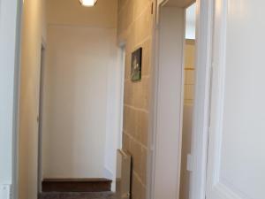 Appartements Charmant T2 en centre-ville, 1er etage, La Roche-Posay, pour 4 pers, animaux bienvenus - FR-1-541-107 : photos des chambres