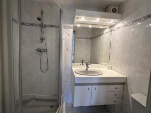 Pavillon charmant avec mezzanine, piscine et commodités à proximité - Argelès-sur-Mer - FR-1-732-73