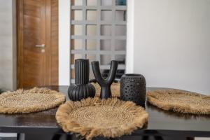 Nooky 1 - PROMO Seminyak - 2 BDR - Brand NEW Villa - HUGE Pool