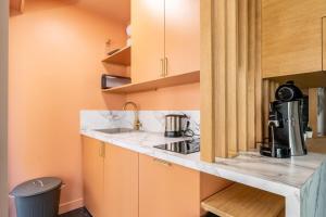 Sublime studio in the center of Cannes