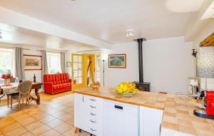 Maisons de vacances 1 Bedroom Cozy Home In Dun : photos des chambres