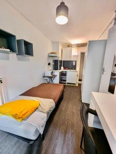 Studio Calme dans le Centre avec Parking Gratuit