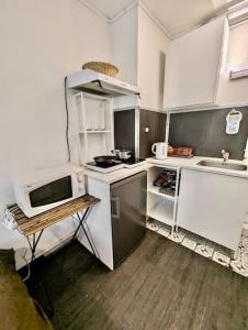 Studio Calme dans le Centre avec Parking Gratuit