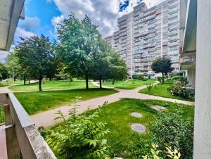 Studio Calme dans le Centre avec Parking Gratuit