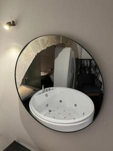 Judeka Suite Ortigia with Jacuzzi