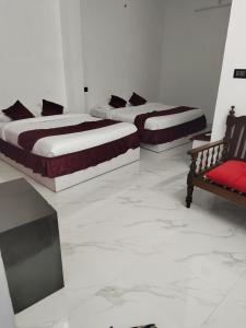 GreenWoods Farm House