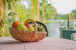 Leibe Lake Holiday Villa