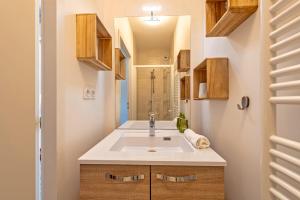 Appartements Appartement standing vue mer imprenable : photos des chambres