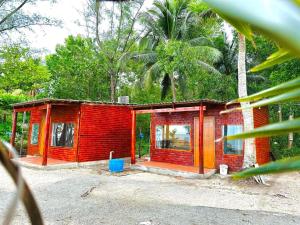 Bai Thom Retreat
