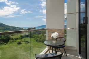 Scenic sea view Apt near 3 beaches in South Patong - Viva Patong A603