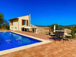 Can Susacasa relax rural con sol piscina y amplitud en Mallorca