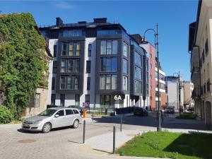 HaPPy iNN Brilliant Old Town self check in, Underground Parking, Terrace