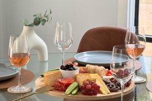 2 Bedroom, 1 Bathroom Cabin Retreat