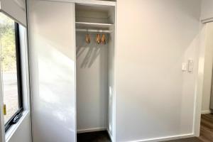 Cabin 5, 2 Bedroom, 1 Bathroom Cabin Retreat