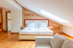 Mountain Diamond Resort