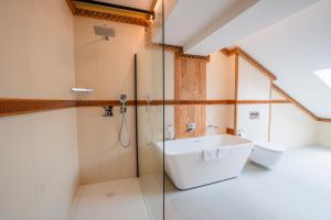 Mountain Diamond Resort