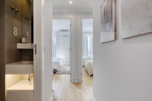 Lisbon beautiful 2 bedroom apartment with views in Rua Augusta Lisbon