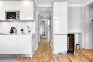 Lisbon beautiful 2 bedroom apartment with views in Rua Augusta Lisbon