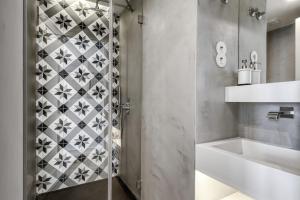 Lisbon beautiful 2 bedroom apartment with views in Rua Augusta Lisbon