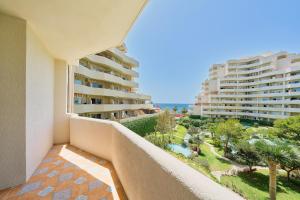 Benalbeach playa - Tu hogar frente al mar, complejo 4 piscinas