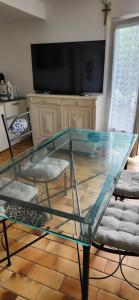 Appartements Charmant T3 en rez de jardin d'une villa : photos des chambres