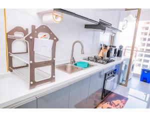 2 Bedroom Skyview Retreat at GoldPark Homes by Lulu Homes