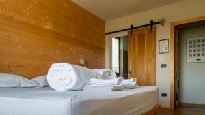 Camera Matrimoniale/Doppia con Letti Singoli con Bagno Privato