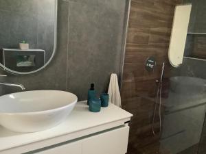 Sunny Luxury House Iraklitsa