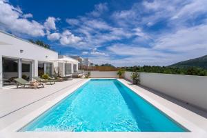 Stylish villa Tenera with private pool, 3 bedrooms