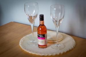 6 Wheelhouse Apartments