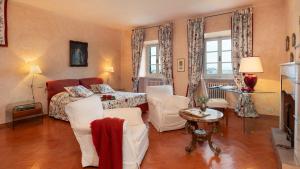 CASA DEL DUCA 10, Emma Villas