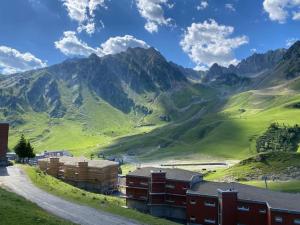 La Mongie - T2 4 à 6 personnes, 45m2 face aux pistes